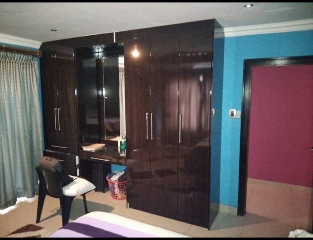 4 BEDROOM FREEHOLD FOR SALE IN WOODHILL ESTATE